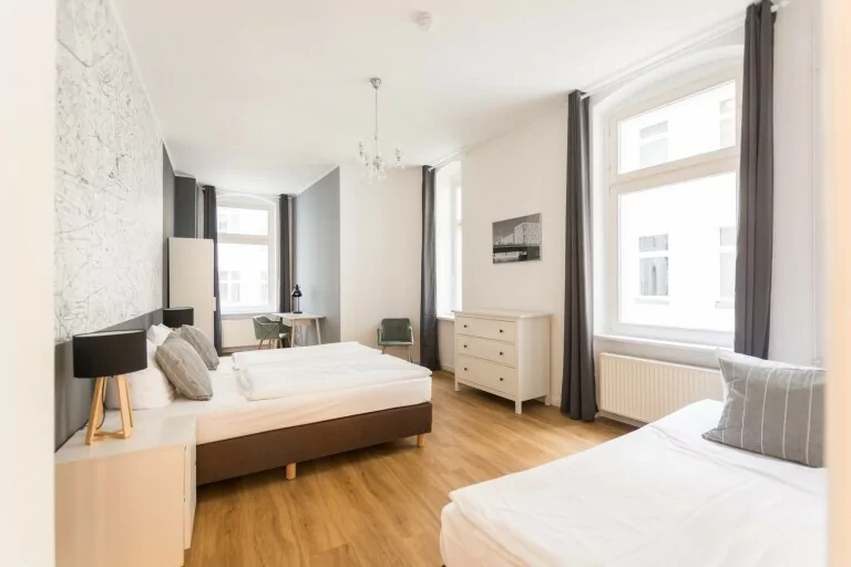 bedrooms in family plus apartment OTA-Berlin